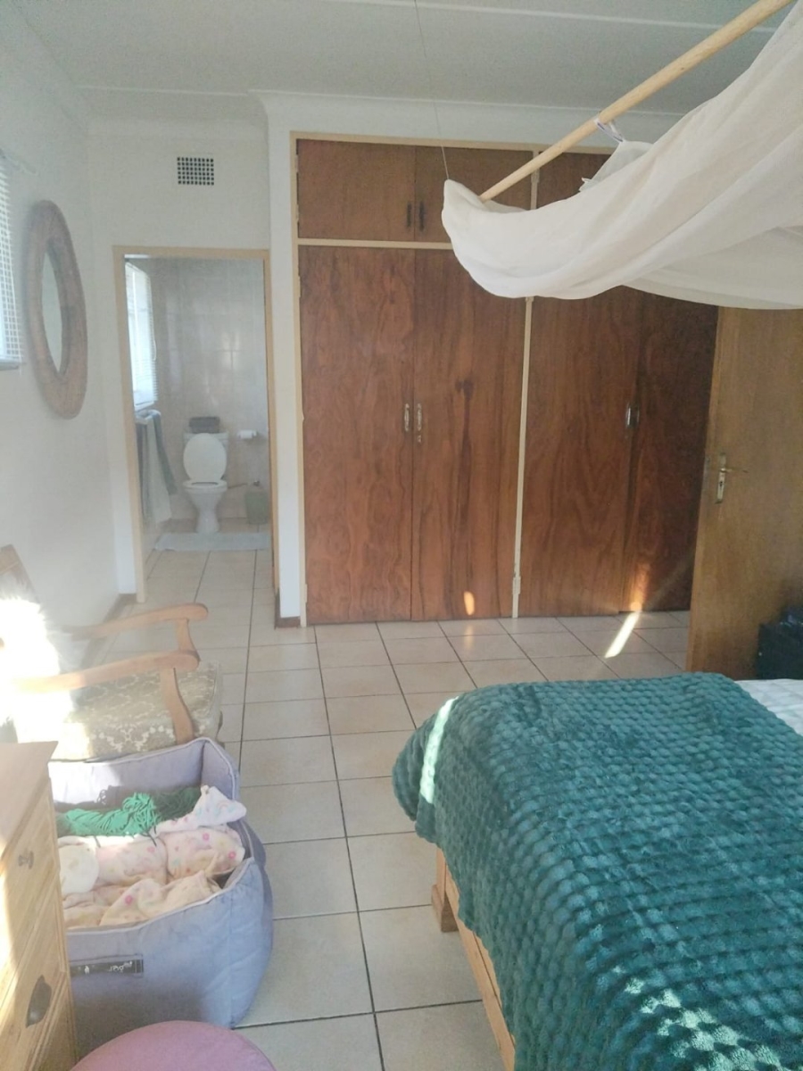 3 Bedroom Property for Sale in Flamwood North West